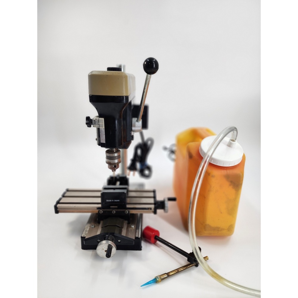 MicroLux Micro-Mark Miniature Drill Press with X-Y Table Vise and Coolant Tank - Picture 2 of 15